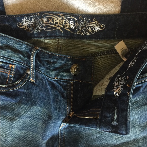 ❌SOLD❌Express Jeans - Picture 6 of 6